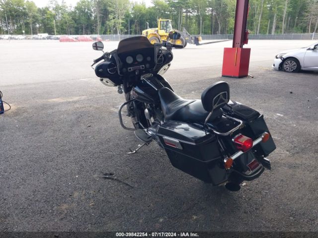 2006 HARLEY-DAVIDSON FLHTCUI 1HD1FCW1X6Y654050 Photo 2