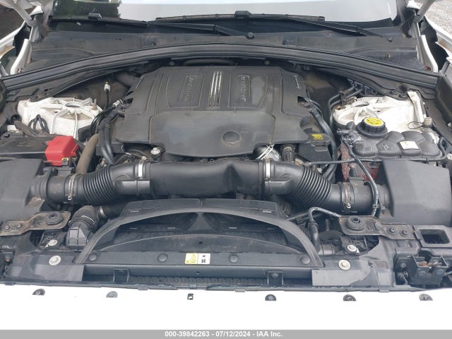 2017 JAGUAR F-PACE SADCJ2BV7HA056445 Photo 9