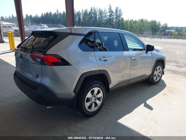 Toyota RAV4 LE 2022 2T3G1RFV6NW327749 Image 4