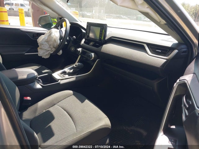 Toyota RAV4 LE 2022 2T3G1RFV6NW327749 Image 5