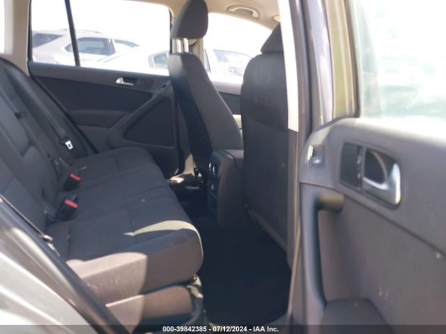 WVGAV3AX7EW552811 Volkswagen TIGUAN S