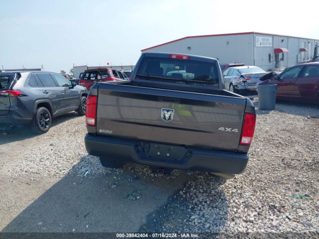 1C6RR7FG6KS578614 RAM 1500 Classic Tradesman Quad Cab 4x4 6'4 Box