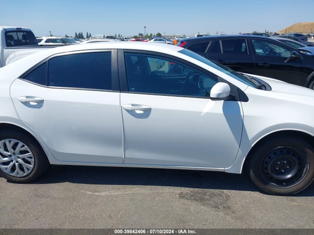 Toyota COROLLA LE 2017 5YFBURHEXHP677270 Image 14
