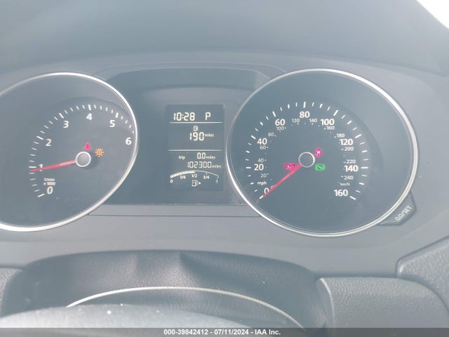 3VW2K7AJ5FM357468 Volkswagen Jetta 2.0l S