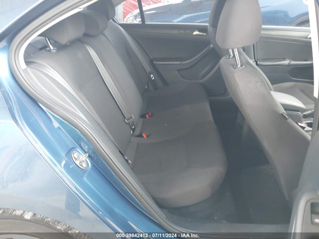 3VW2K7AJ5FM357468 Volkswagen Jetta 2.0l S
