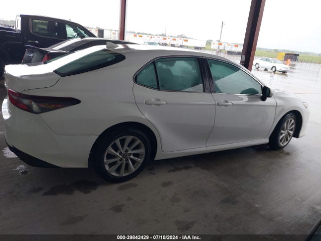 4T1C11AK5MU589444 Toyota CAMRY LE