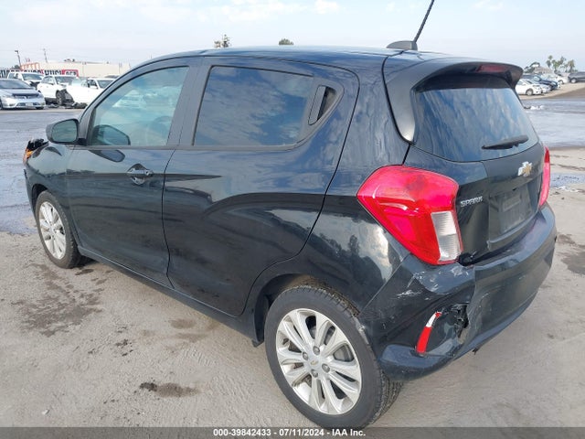 Chevrolet Spark 1lt Cvt 2017 KL8CD6SAXHC712478 Image 3