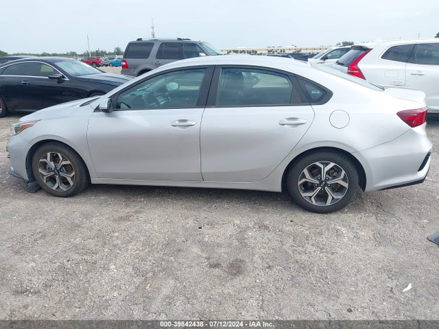 KIA Forte Lxs 2021 3KPF24AD3ME345856 Image 14