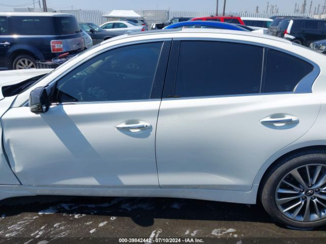 JN1EV7BP8NM310703 Infiniti Q50 LUXE