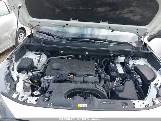 Toyota RAV4 LE 2020 2T3H1RFV1LW088158 Image 10