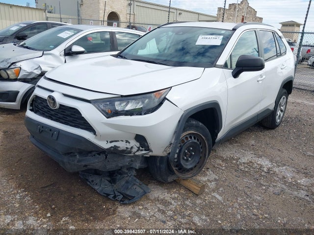 Toyota RAV4 LE 2020 2T3H1RFV1LW088158 Image 2