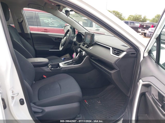 Toyota RAV4 LE 2020 2T3H1RFV1LW088158 Image 5
