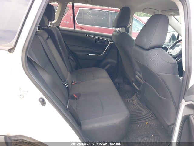 Toyota RAV4 LE 2020 2T3H1RFV1LW088158 Image 8
