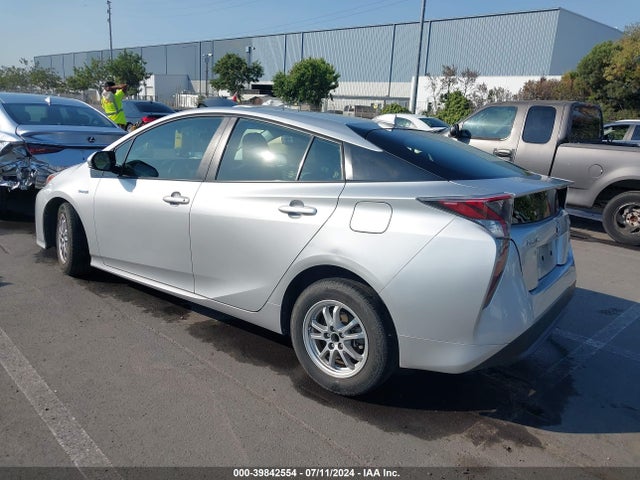 Toyota Prius Two Eco 2016 JTDKARFU8G3513333 Image 3