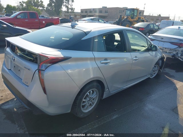 Toyota Prius Two Eco 2016 JTDKARFU8G3513333 Image 4