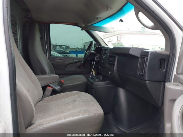 1GCWGFCA8E1205712 Chevrolet Express 2500 Work Van