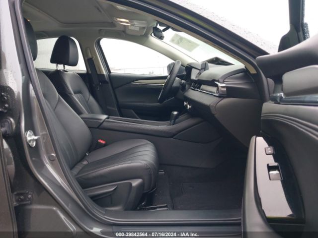 JM1GL1VM4J1325379 Mazda Mazda6 Touring