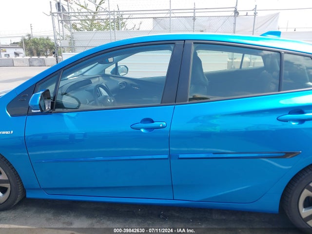 JTDKARFU9K3079299 Toyota Prius Limited