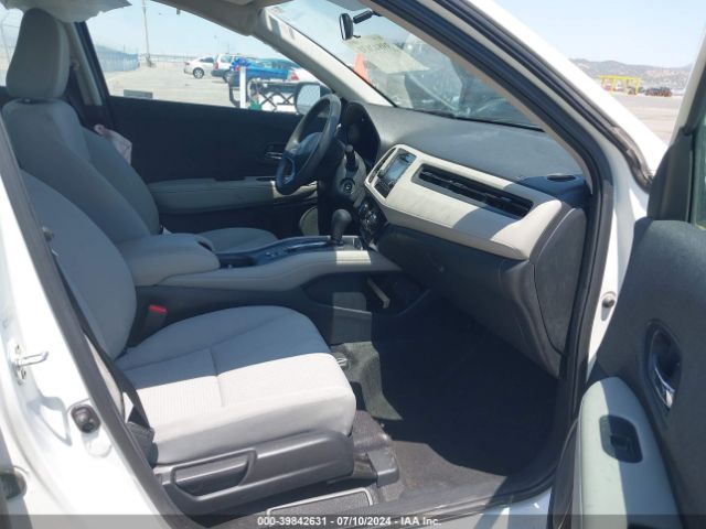 3CZRU6H34NM776238 Honda Hr-v Awd Lx
