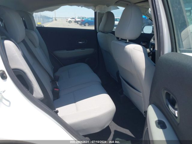 3CZRU6H34NM776238 Honda Hr-v Awd Lx