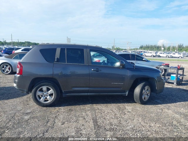 1C4NJCEB3GD664472 Jeep Compass Latitude