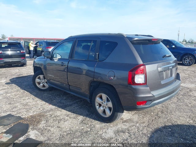 1C4NJCEB3GD664472 Jeep Compass Latitude