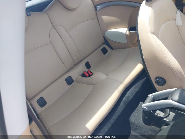 2010 MINI COOPER S CLUBMAN WMWMM3C54ATP94772 Photo 7