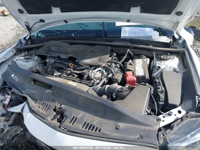 Toyota CAMRY LE 2021 4T1C11AK1MU570356 Image 10