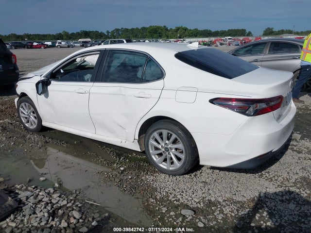 Toyota CAMRY LE 2021 4T1C11AK1MU570356 Image 3