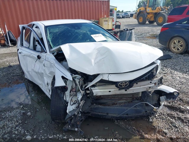 Toyota CAMRY LE 2021 4T1C11AK1MU570356 Image 6