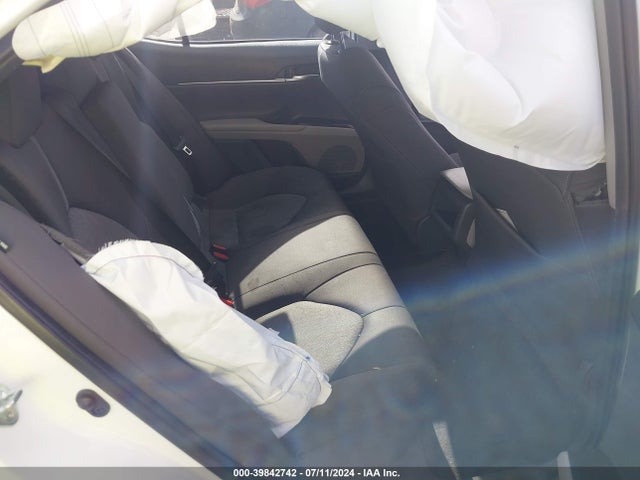 Toyota CAMRY LE 2021 4T1C11AK1MU570356 Image 8