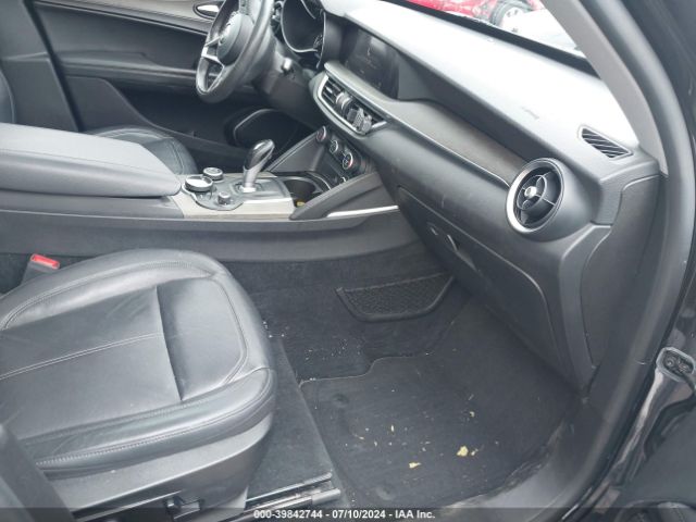 ZASFAKBN1J7C02681 Alfa Romeo Stelvio Ti Awd