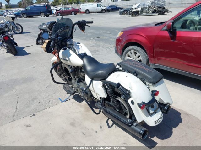 2019 HARLEY-DAVIDSON FLHRXS 1HD1KVP39KB614336 Photo 2