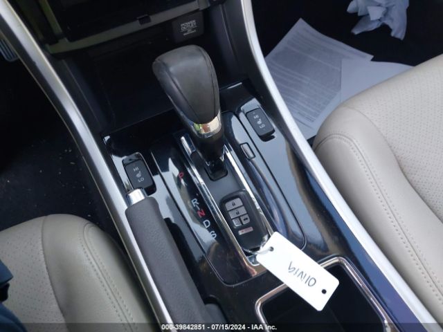 1HGCR3F92HA032675 Honda Accord Touring V6