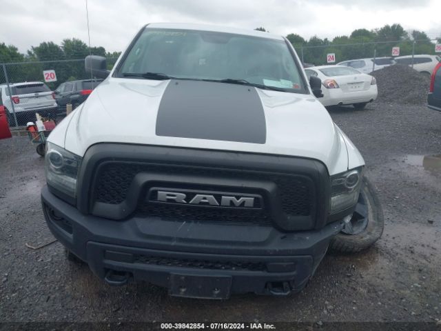 1C6RR7GG0KS685396 RAM 1500 Classic Warlock Quad Cab 4x4 6'4 Box