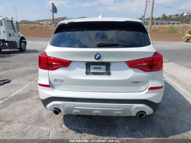 5UXTR7C59KLF27864 BMW X3 Sdrive30i