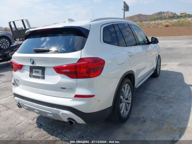 5UXTR7C59KLF27864 BMW X3 Sdrive30i