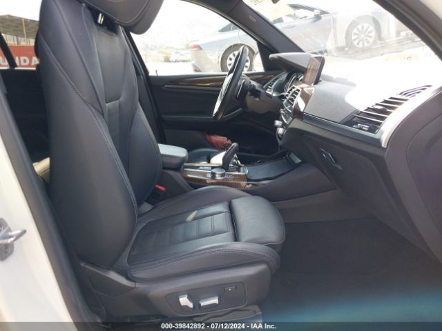 5UXTR7C59KLF27864 BMW X3 Sdrive30i