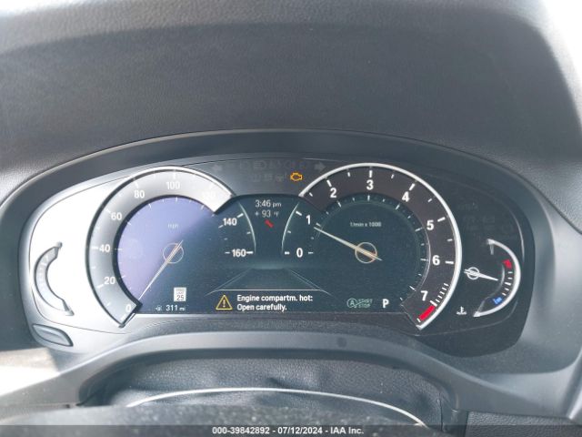 5UXTR7C59KLF27864 BMW X3 Sdrive30i