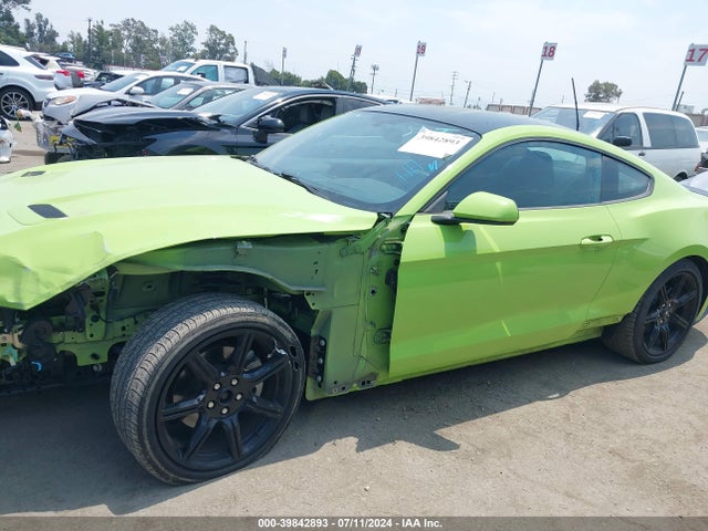 Ford Mustang Ecoboost Fastback 2020 1FA6P8TH4L5108883 Image 15