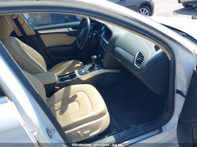 WAUFFAFL6EN017215 Audi A4 2.0t Premium