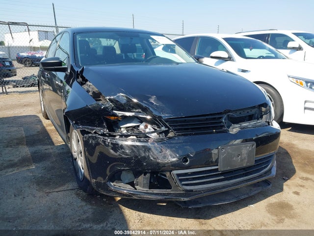 3VW2K7AJXEM373597 Volkswagen Jetta 2.0l S