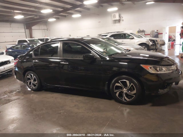 Honda ACCORD LX 2017 1HGCR2F39HA109547 Image 13