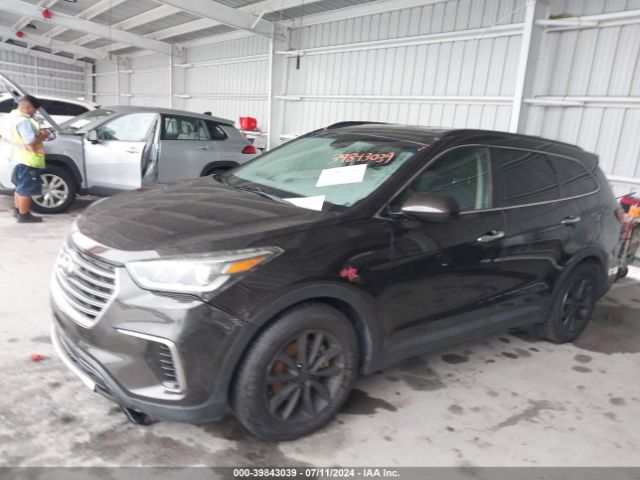 KM8SMDHFXHU212577 Hyundai Santa Fe Se