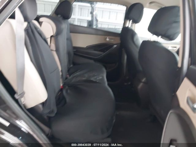 KM8SMDHFXHU212577 Hyundai Santa Fe Se
