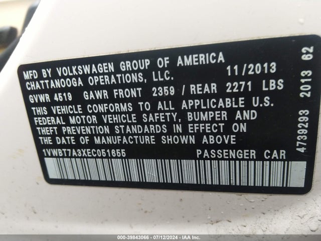 1VWBT7A3XEC051655 Volkswagen Passat 1.8t Se