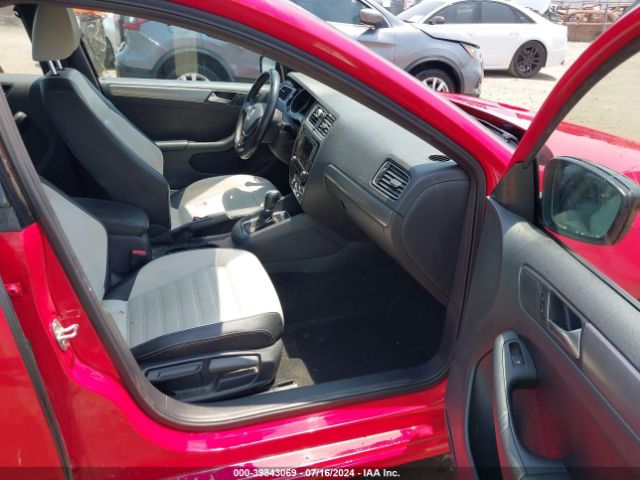 3VWD17AJ4GM417785 Volkswagen Jetta 1.8t Sport