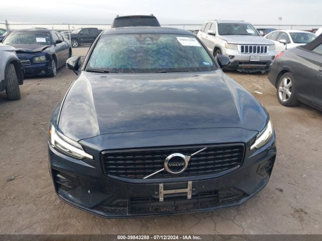 7JR102FZ7MG108779 Volvo S60 T5 Momentum