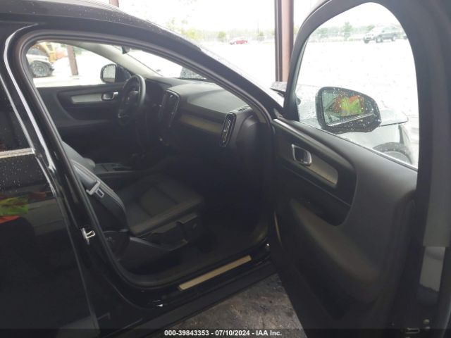 YV4L12UK5R2239592 Volvo Xc40 B5 Core Bright Theme/b5 Core Dark Theme