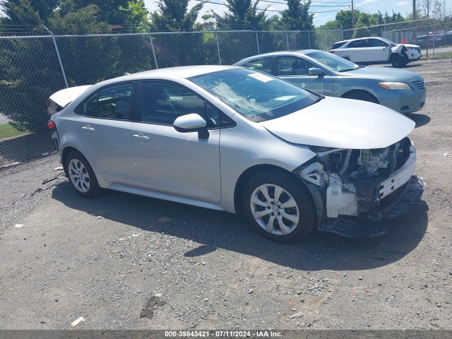 Toyota COROLLA LE 2022 5YFEPMAE2NP324115 главное изображение